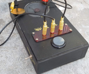 Próximo Taller: Feedback Noise Box con Mutan Monkey Instruments.